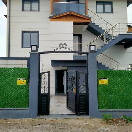 Antalya Havaalani Yakini Lux